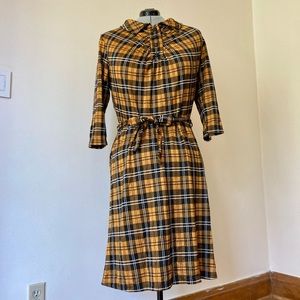 Retrolicious Black & Gold Plaid Dress With Pockets! Size 3X - PERFECT FOR FALL